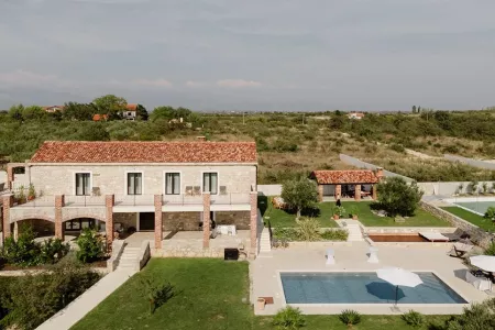 Bright Elegance at Villa Emilio