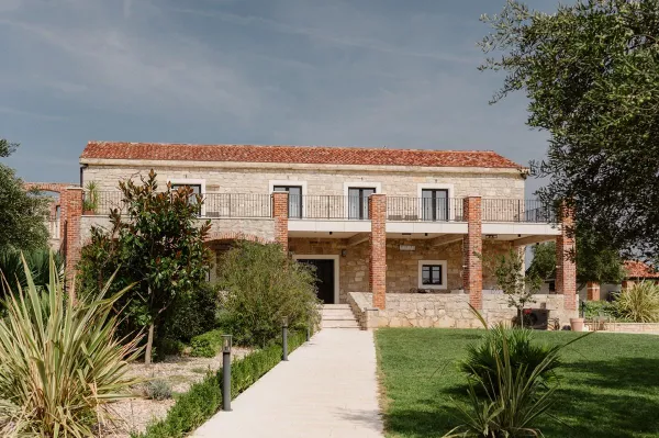 Bright Elegance at Villa Emilio