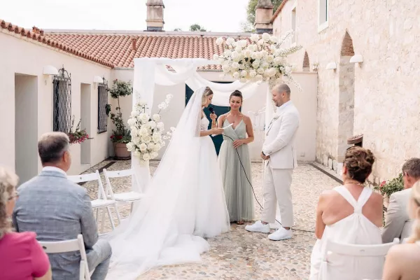 All-White Romance in Historic Maškovića Han