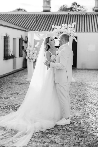 All-White Romance in Historic Maškovića Han