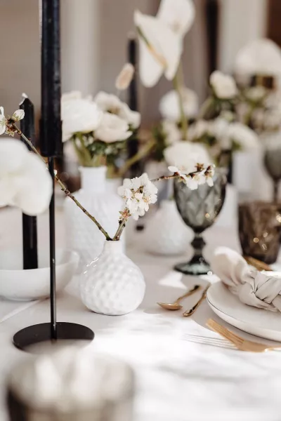 Modern Monochromatic Wedding